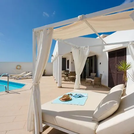 Casa Reina Villa